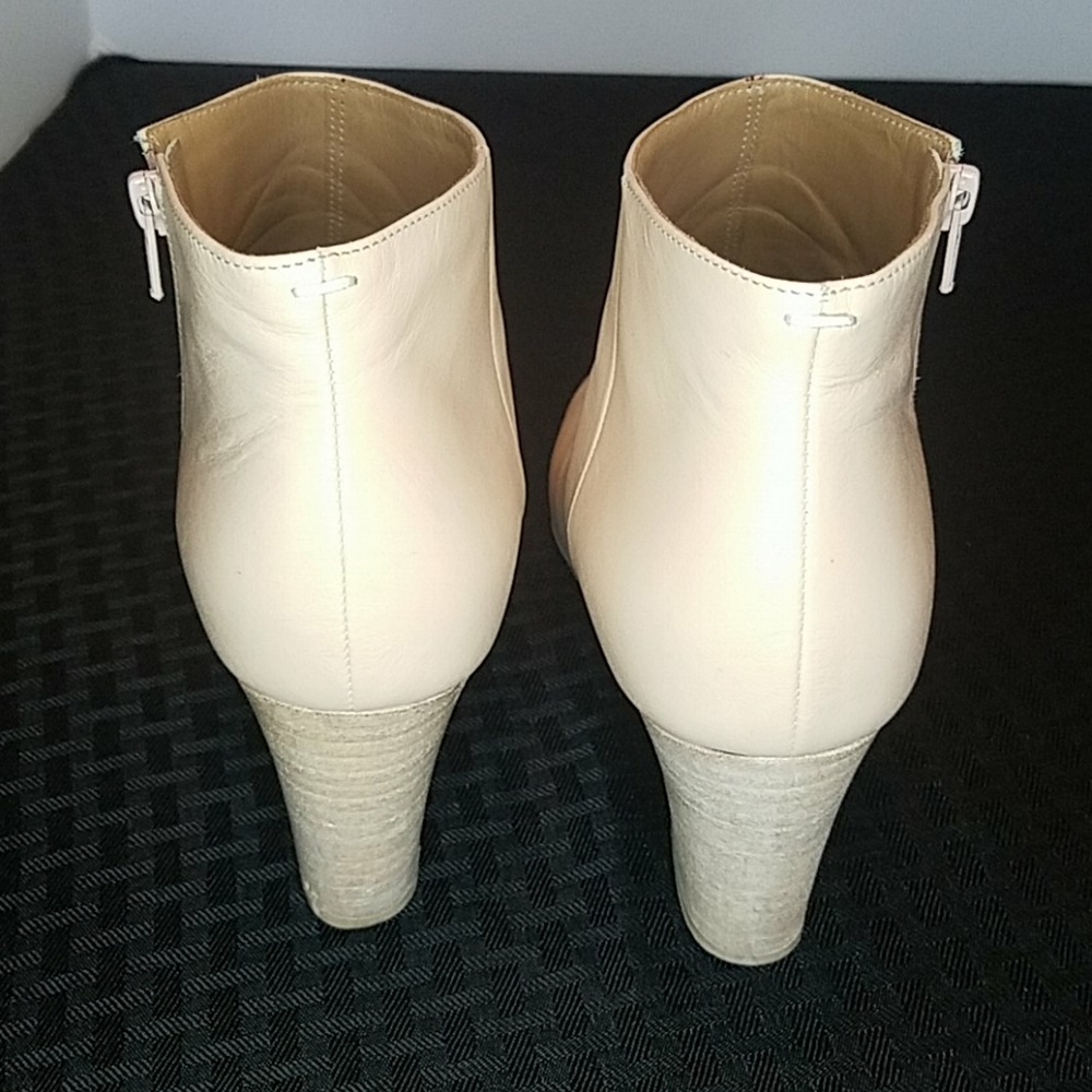 Maison Margiela Nude Leather Ankle Booties Size 7 - Picture 4 of 8